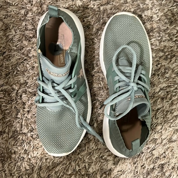 U.S Polo Assn. Shoes, SZ 7 - Picture 2 of 4